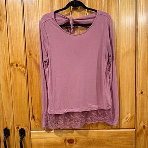 Francesca's Women's Lace Hem Top